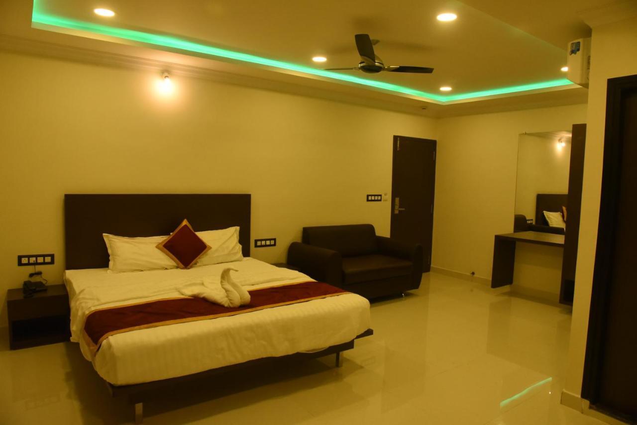 Hotel Grand Kubera Chikmagalūr Exteriér fotografie
