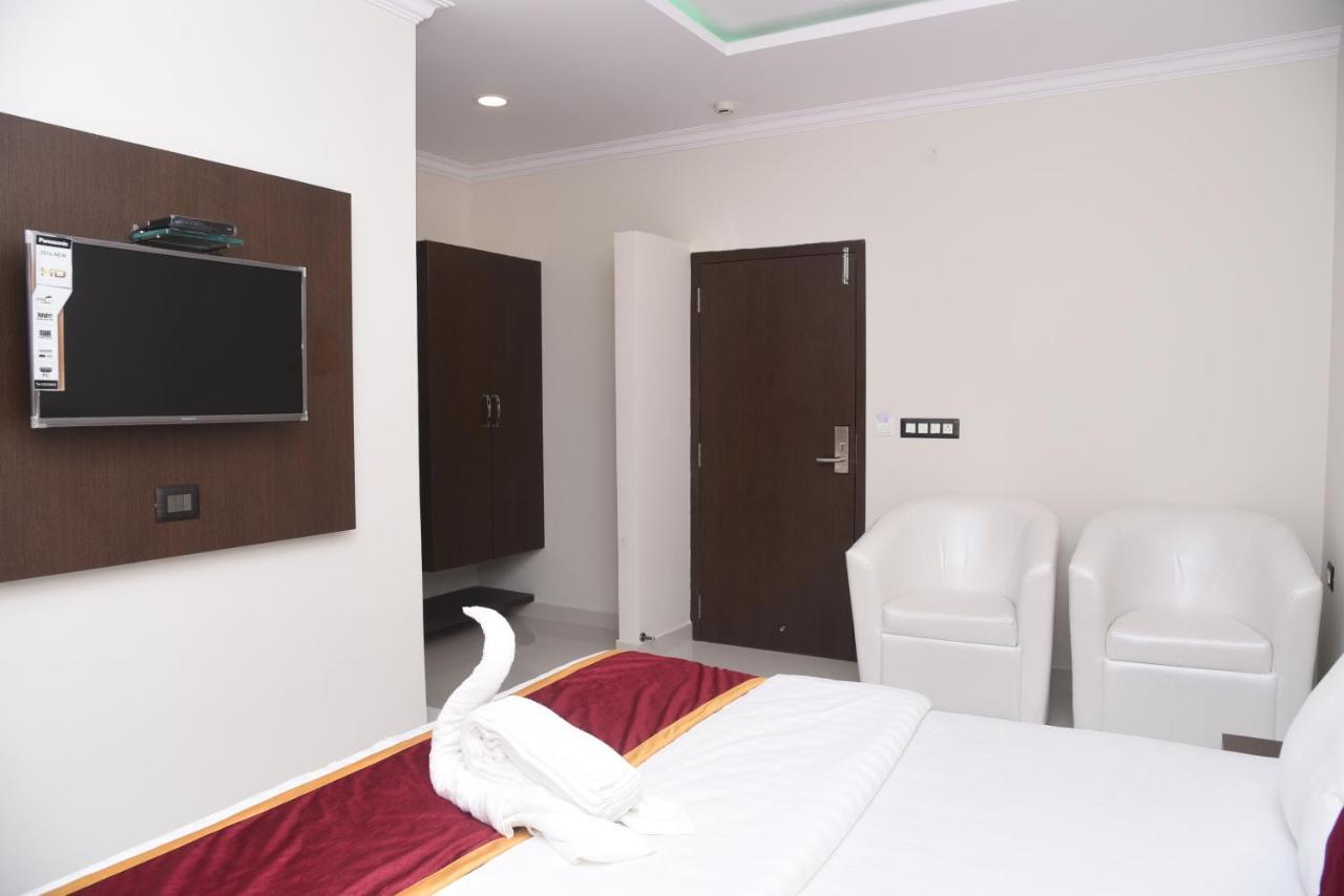 Hotel Grand Kubera Chikmagalūr Exteriér fotografie