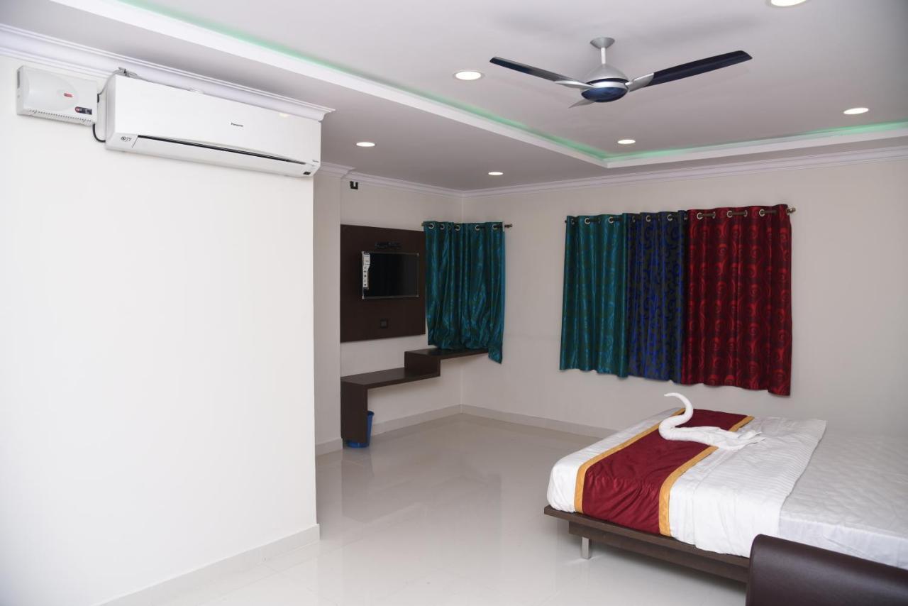 Hotel Grand Kubera Chikmagalūr Exteriér fotografie